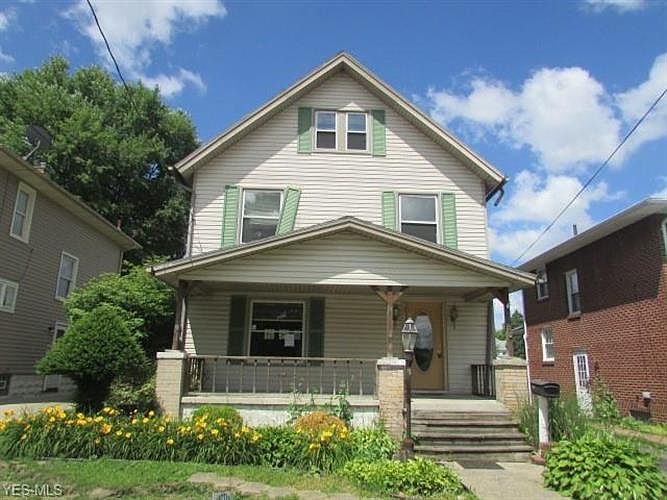 1st image of 136 Stewart St