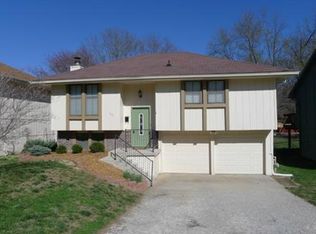 531 N Grover St, Liberty, MO 64068