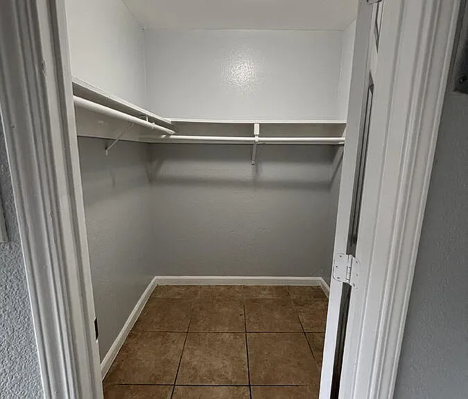 729 Dixieanne Ave #3 — Photo 6