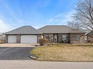 5230 Channel View Dr, Oshkosh, WI 54901