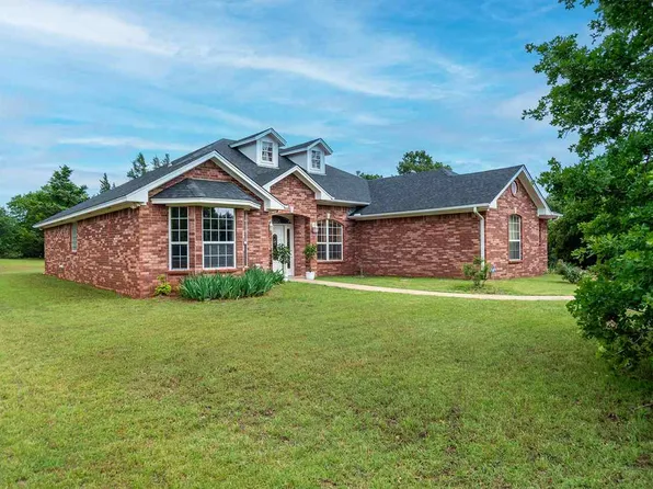 5403 S Bluebird Trl, Stillwater, OK 74074