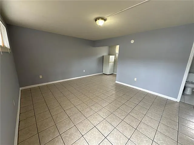 689 Central Ave #J — Photo 3