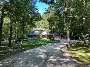 2900 4th St, Charleston, IL 61920