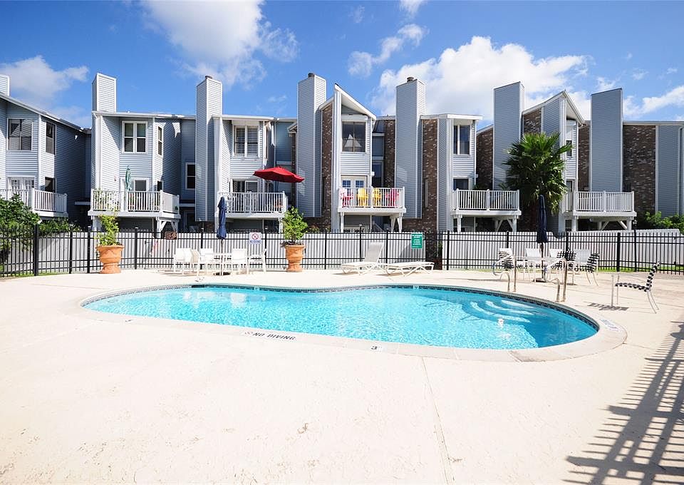 1st image of 224 Seawall Blvd #224