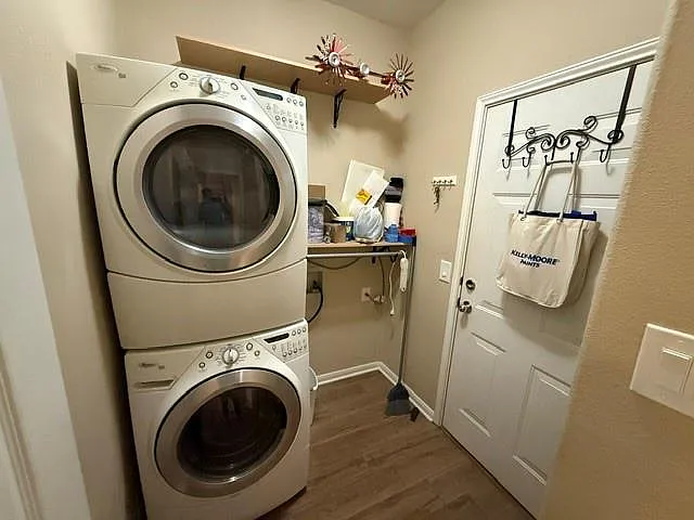 3300 Forest Creek Dr #27 — Photo 7