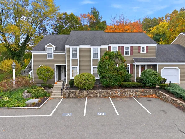 31 Shaw Farm Rd Unit 31, Canton, MA 02021