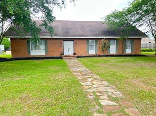2622 Park Dr, Lake Charles, LA 70605
