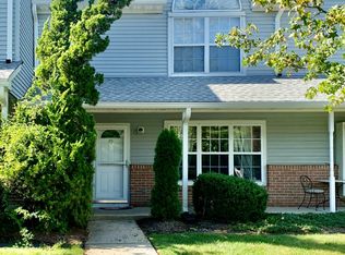 49 Sassafras Ct, North Brunswick, NJ 08902