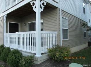 152 Brandy Mill Cir APT D, High Ridge, MO 63049