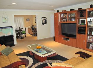 14 Rieder Ct, Somerset, NJ 08873