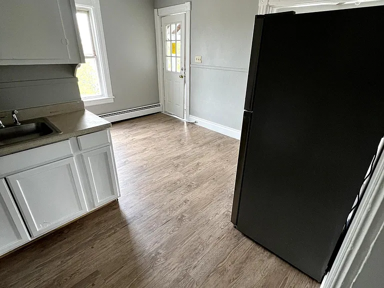 34-36 Cheney Pl #3F — Photo 4