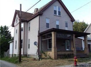 404 N 7th St, Apollo, PA 15613