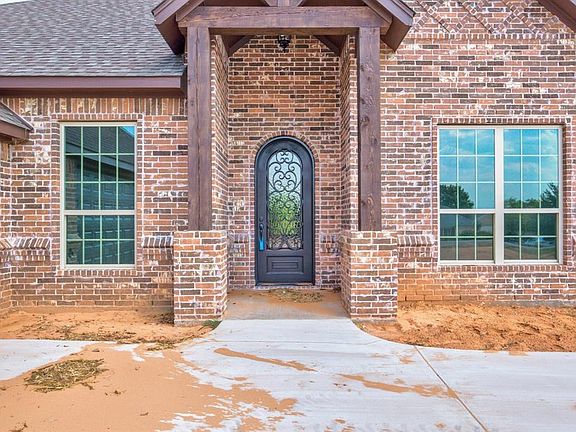 4th image of 1619 Crow Creek Dr