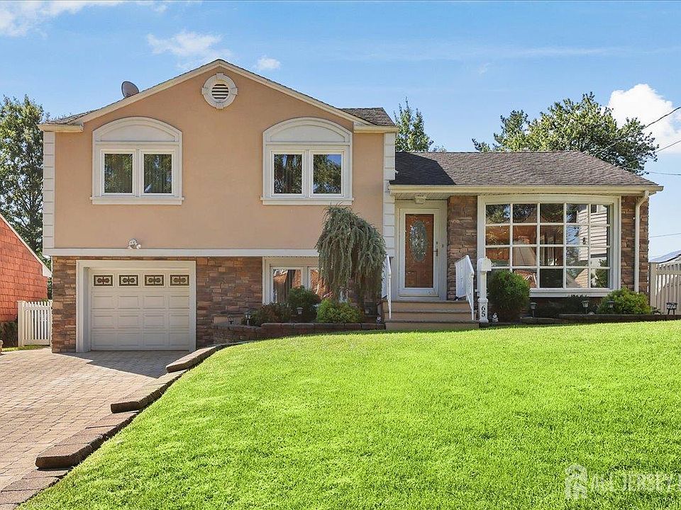 1st image of 65 Hunter Ln