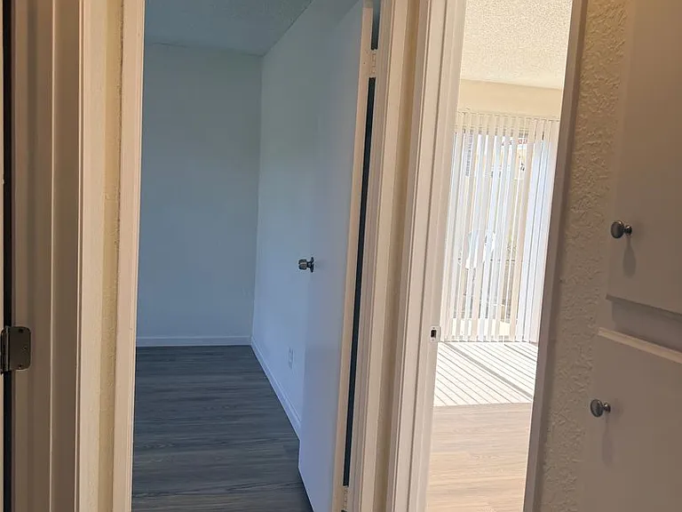 236 Kennedy St — Photo 19