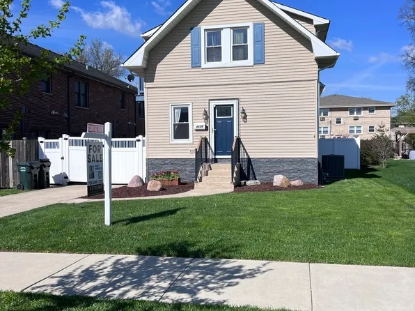 4636 Custer Ave, Brookfield, IL 60513