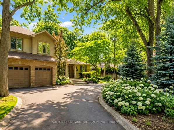 3338 Lakeshore Rd W, Oakville, ON L6L 6S6
