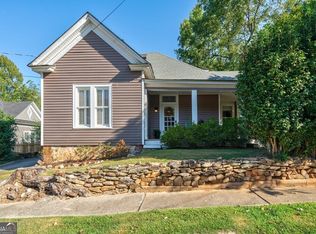 55 Wesley St, Newnan, GA 30263