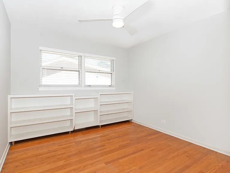 707 Thornwood Dr — Photo 12