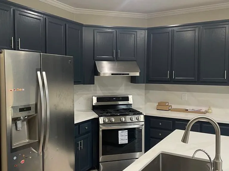 722 Summer Ln — Photo 2