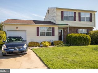 10 Old Fence Ln, Newark, DE 19702