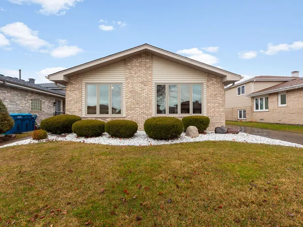 5220 W 121st St, Alsip, IL 60803