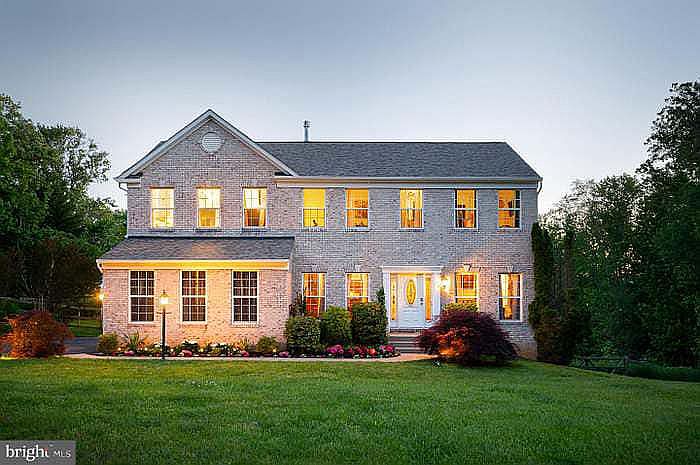 1st image of 72 Indian View Ct