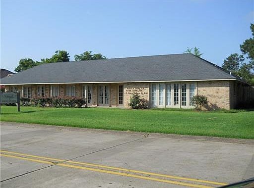 1st image of 1420 Peterman Dr