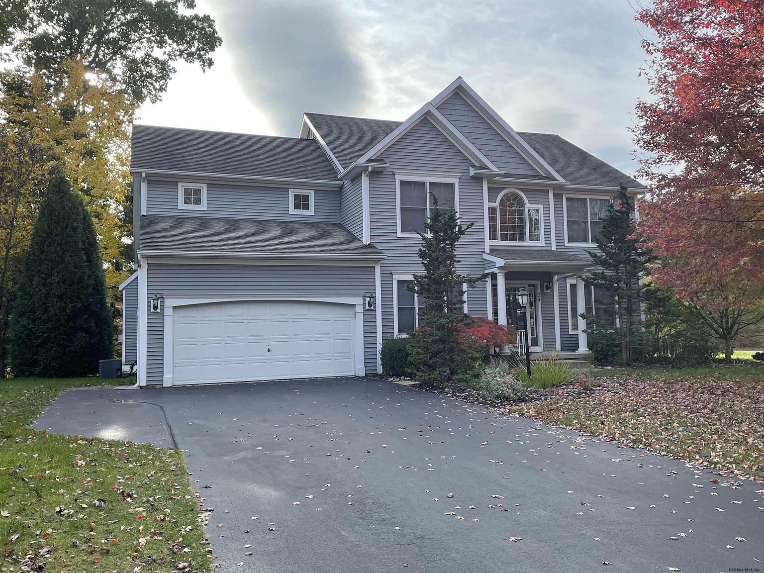 24 EQUESTRIAN Way, Clifton Park, NY 12065 Zillow