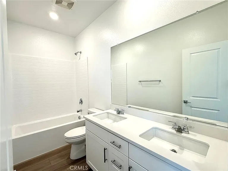 4553 S Patterson Paseo — Photo 12