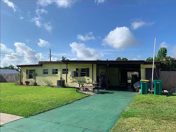 2nd image of 2055 McKinley Ave