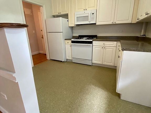 3rd image of 309 Hayward Ave #1HH