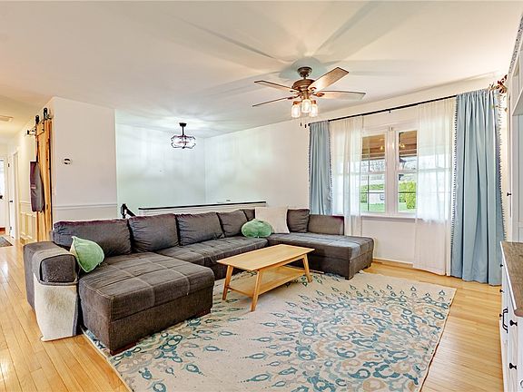 5th image of 1708 Lincoln Ln