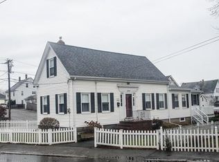 13 Grove St, Salem, MA 01970