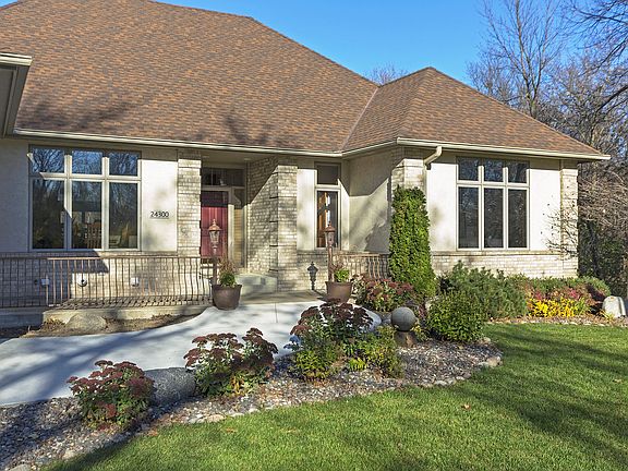 Quiet Cul-De-Sac Location