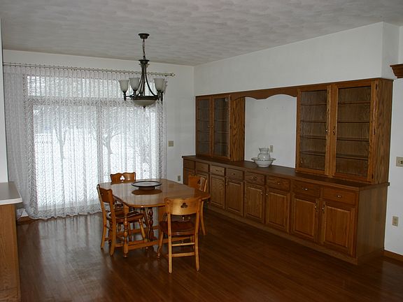4th image of 2793 Oakwood Cir