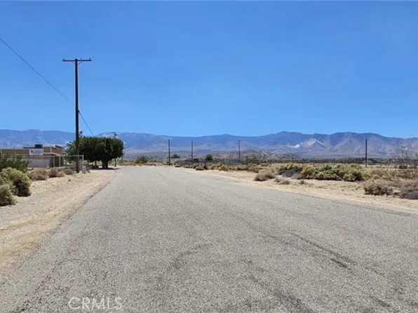 800 Oracle Rd, Lucerne Valley, CA 92356
