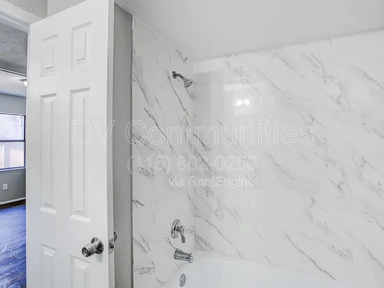 5806 Evening Shadows Ln — Photo 15