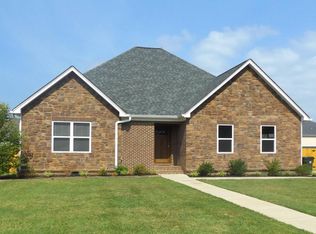 10 Round Tree Dr, Rossville, GA 30741