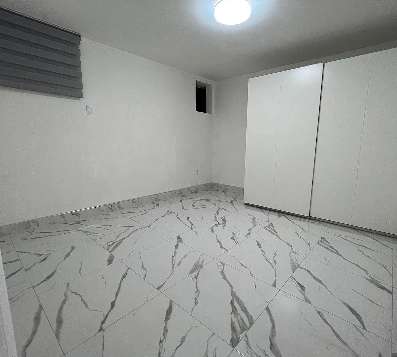 2 bed, 850 sqft, $2,400 — Photo 3