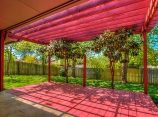 1805 Windsong Dr, Midwest City, OK 73130