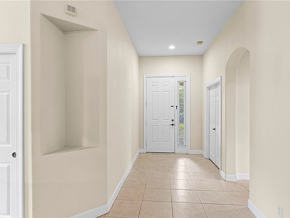 2nd image of 4109 Abington Woods Cir