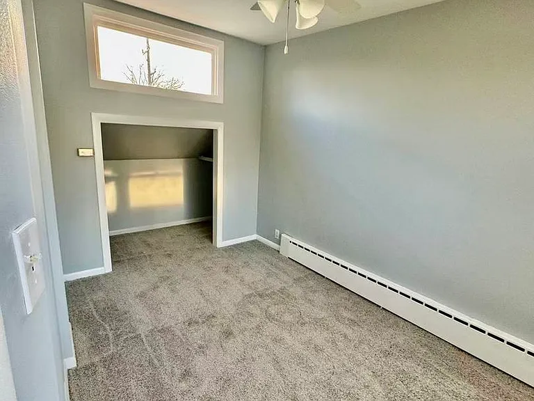 519 N Park St — Photo 12