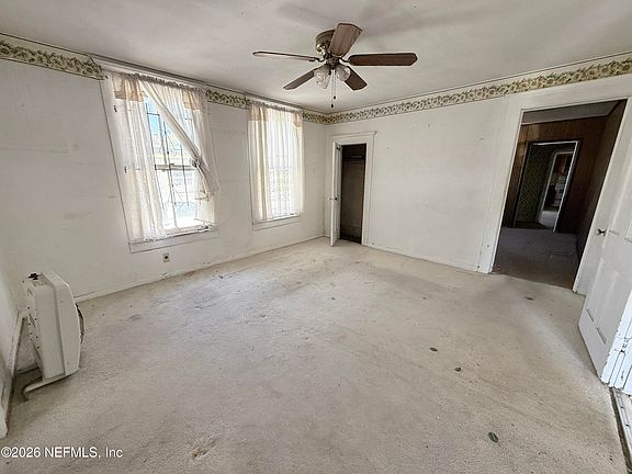 5th image of 4115 SPIRES Avenue