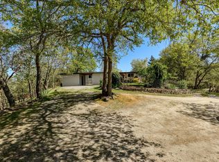 382 S Pass Rd, Grants Pass, OR 97526