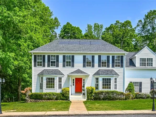 3090 Magnolia Woods Ct, Quinton, VA 23141