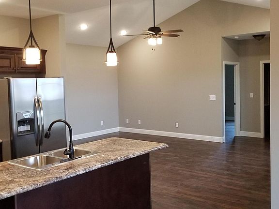 3rd image of 95 E Winterfield Cir