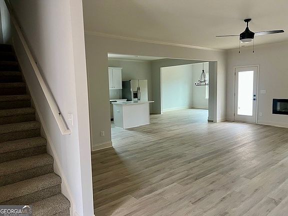 3rd image of 228 Trellis Walk