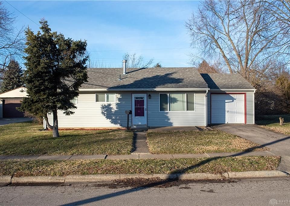 1st image of 57 Rowland Dr