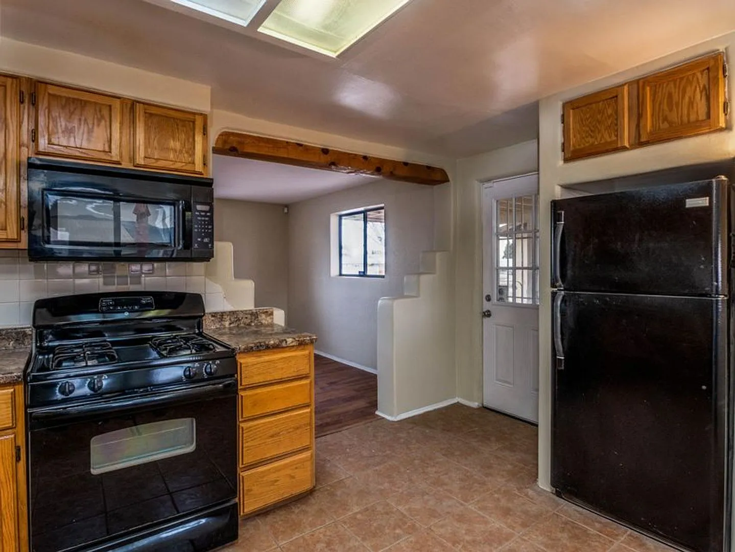 Charming two bedroom home — Photo 2